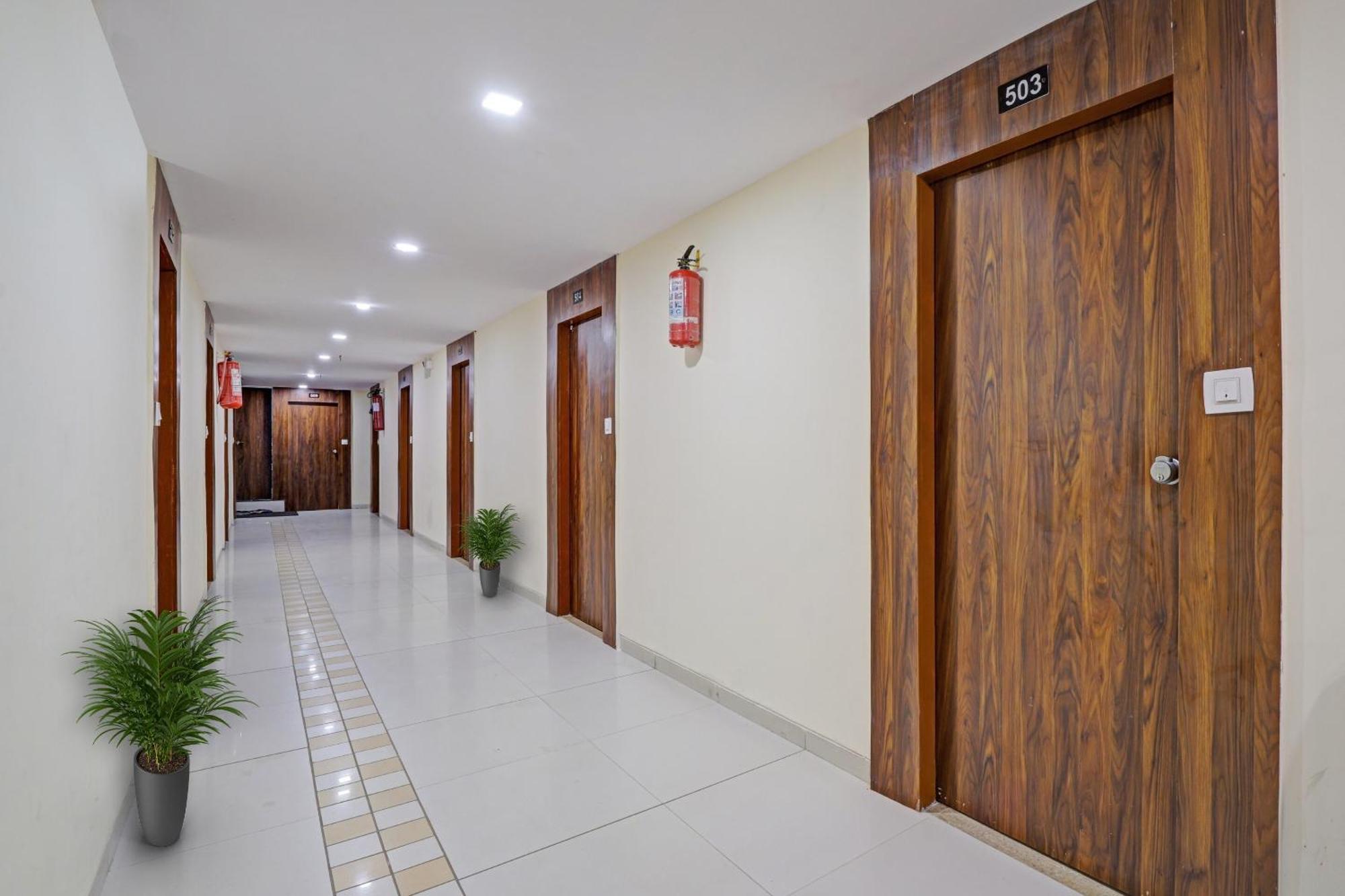 Hotel O Neelkamal Ahmedabad Exterior photo
